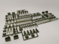 Preview: 745840 Herpa Military: Zubehör Schubkarren, Sackkarren, Fässer (enthält 144 Teile) Herpa