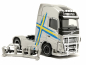 Preview: 315289-003 Volvo FH 16 Gl. XL Zugmaschine mit Lampenbügel und Rammschutz, silber Herpa