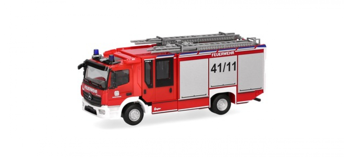 747449 Mercedes-Benz Atego 13 Z-Cab "Bundeswehr/Feuerwehr" Herpa