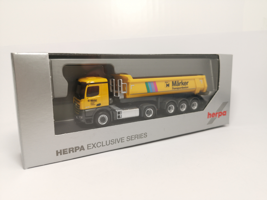 935395  MB Arocs M Rundmulden Su "Märker" Herpa