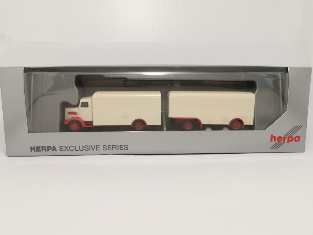 927710 Man 750 L Koffer Möbel Transport Herpa