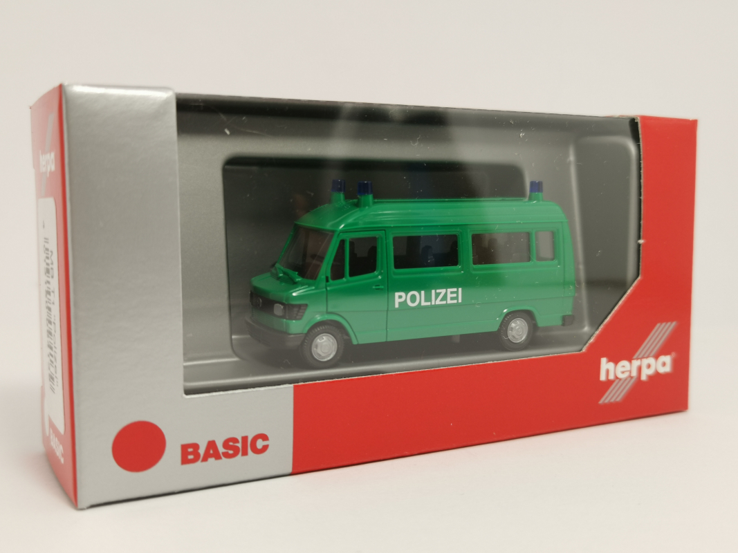 094139  Mercedes-Benz T1 Bus "Polizei" Herpa