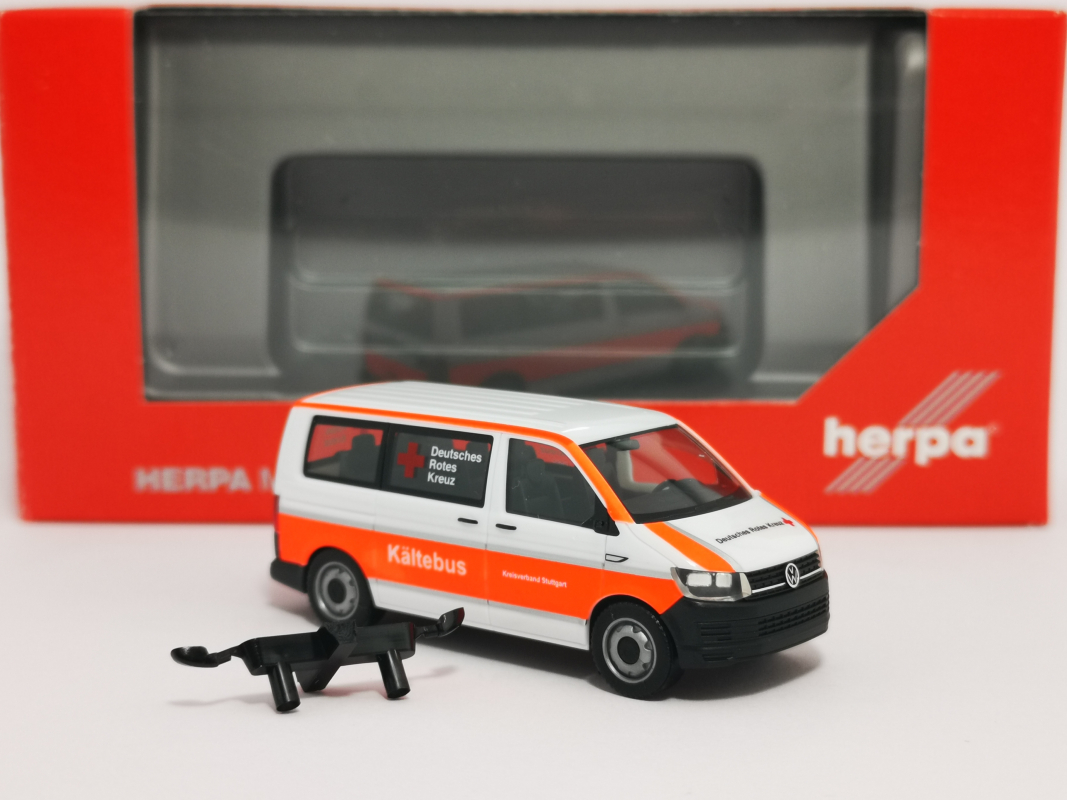 093859  VW T6 Bus "DRK Stuttgart / Kältebus" Herpa