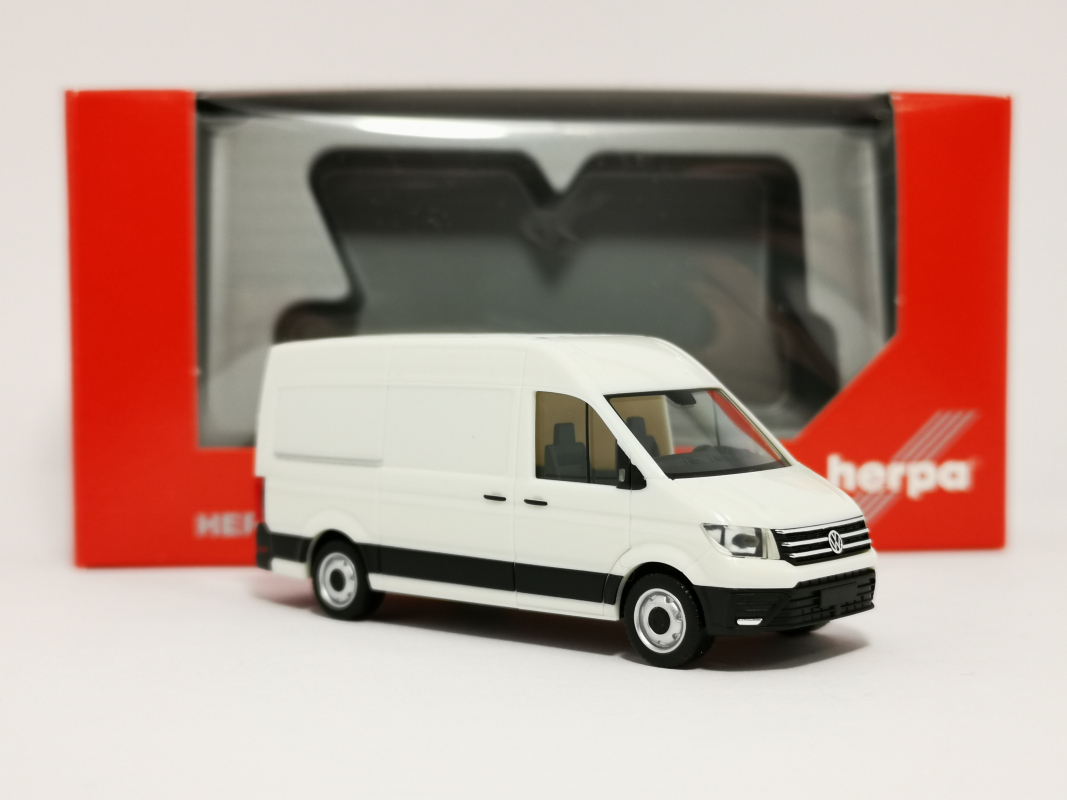 092982 VW Crafter Kasten ´16 weiß Herpa