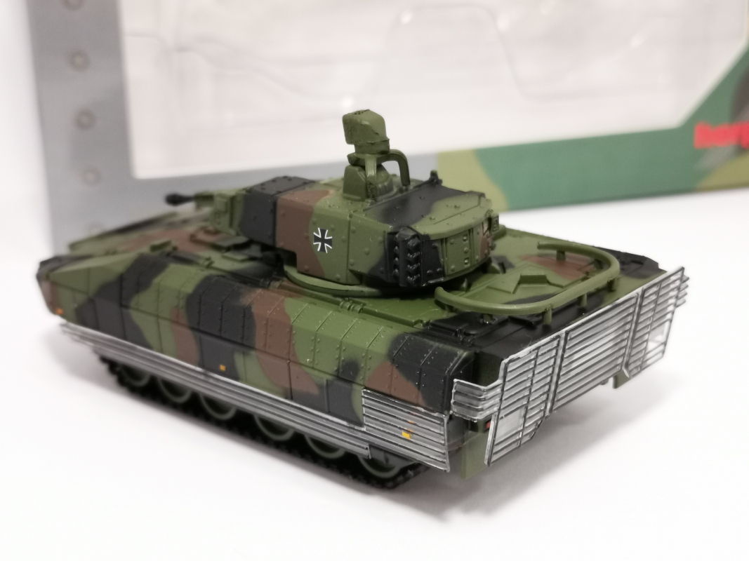 745437 Schützenpanzer Puma, dekoriert Herpa