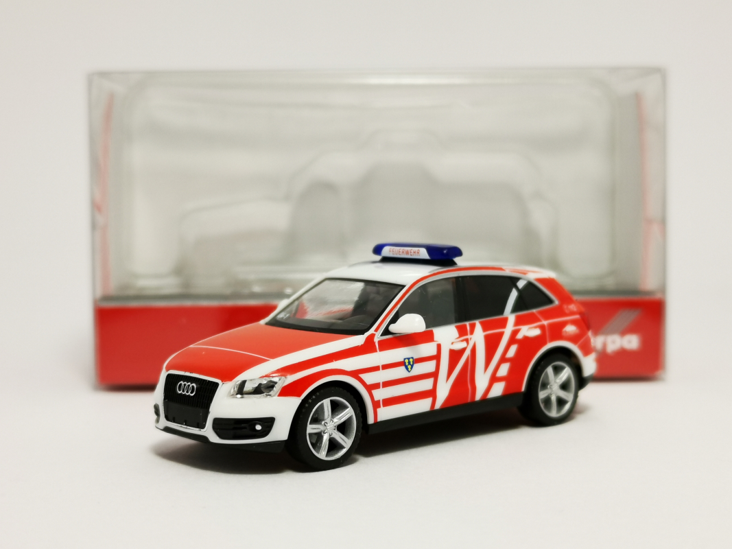 095174 Audi Q5 ELW Feuerwehr Wiesbaden Herpa