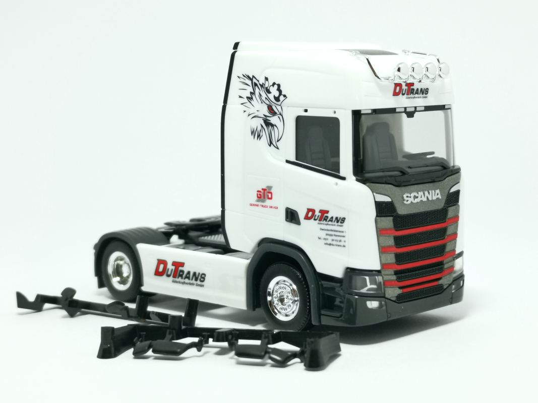 313490 Scania CS 20 HD Koffer-Sattelzug „Du-Trans / German Truck Driver“ Herpa - SALE