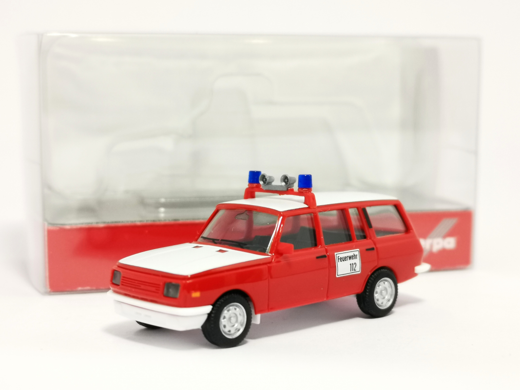 096270 Wartburg 353 Tourist Freiwillige Feuerwehr Wittstock Herpa