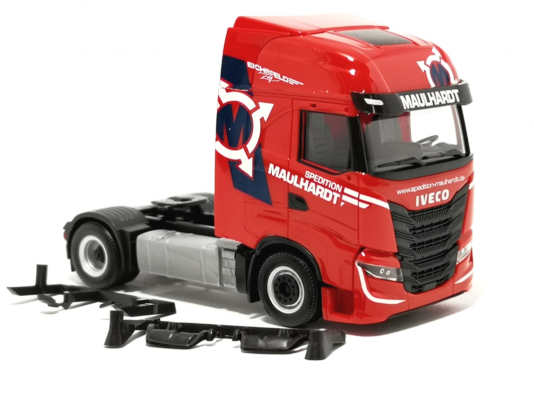 Iveco S-Way Zugmaschine "Spedition Maulhardt“ Herpa/SALE