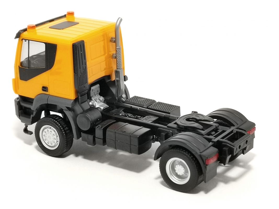 Iveco Trakker Zugmaschine, kommunalorange Herpa