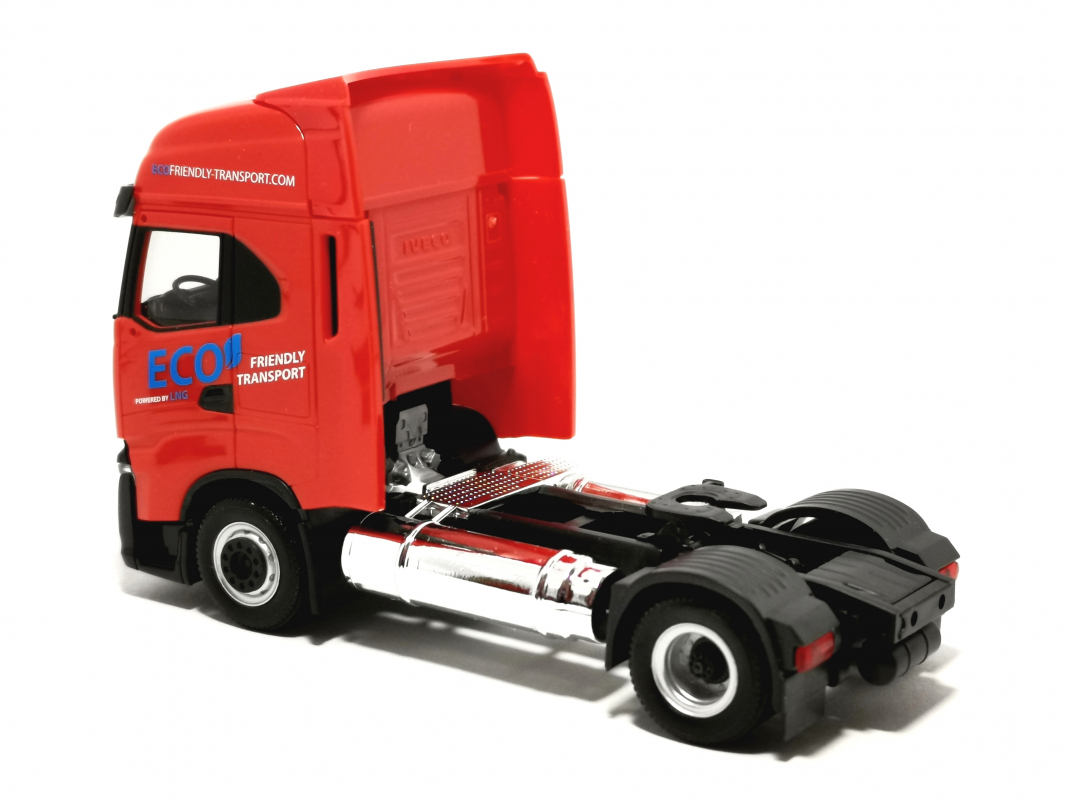 Iveco S-Way LNG Zugmaschine „Omega Pilzno“ (Polen/Pilzno) Herpa