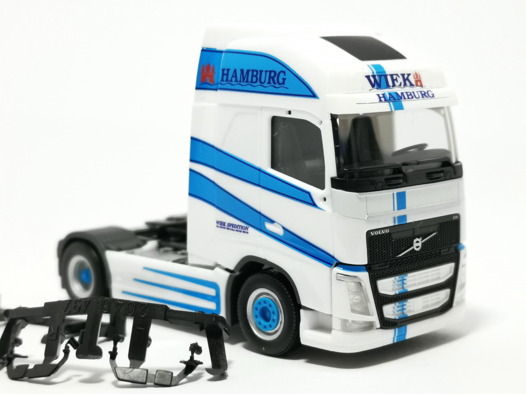 Volvo FH Gl. XL Zugmaschine „Wiek" Herpa