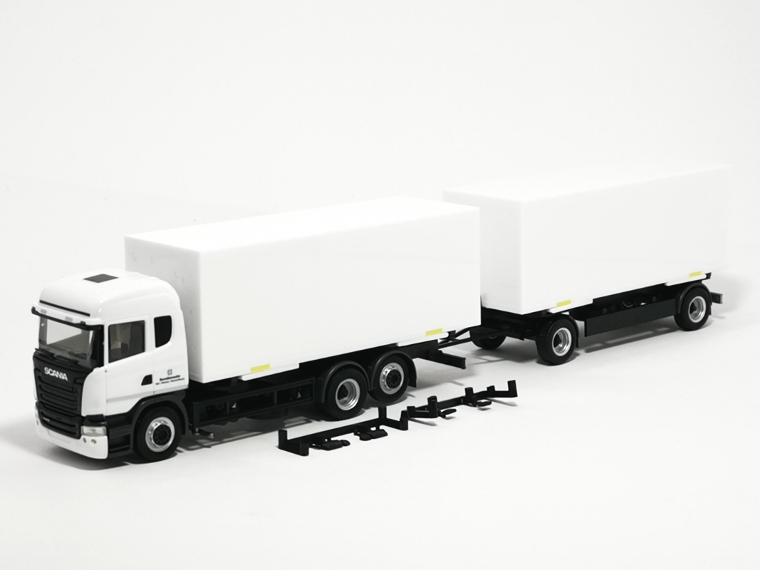 746830 Scania R `13 HL Wechselkoffer-Hängerzug „Bundeswehr Fahrschule“ Herpa