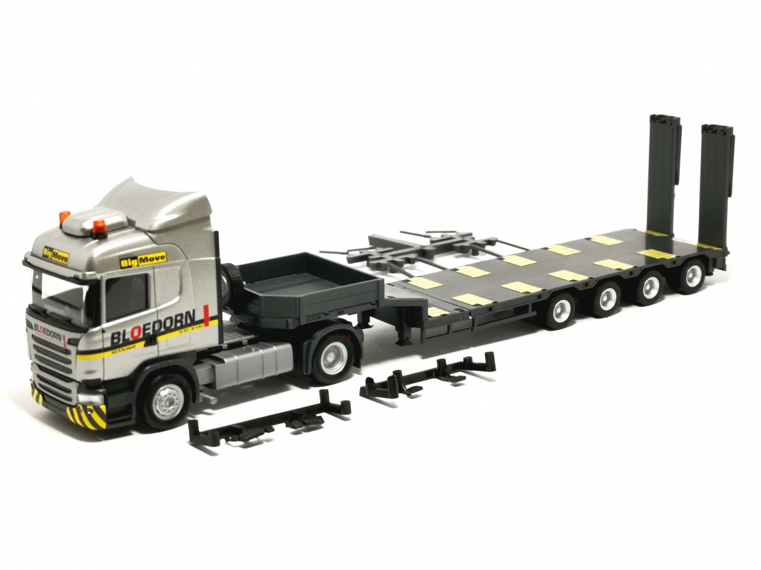 949590 Scania R´13 HL 4x2 Semitieflade-Sattelzug "Bloedorn" Herpa