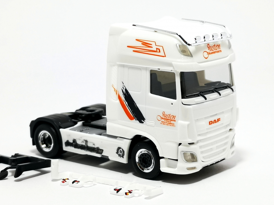 DAF XF SSC Zugmaschine "Justen Transporte" Herpa