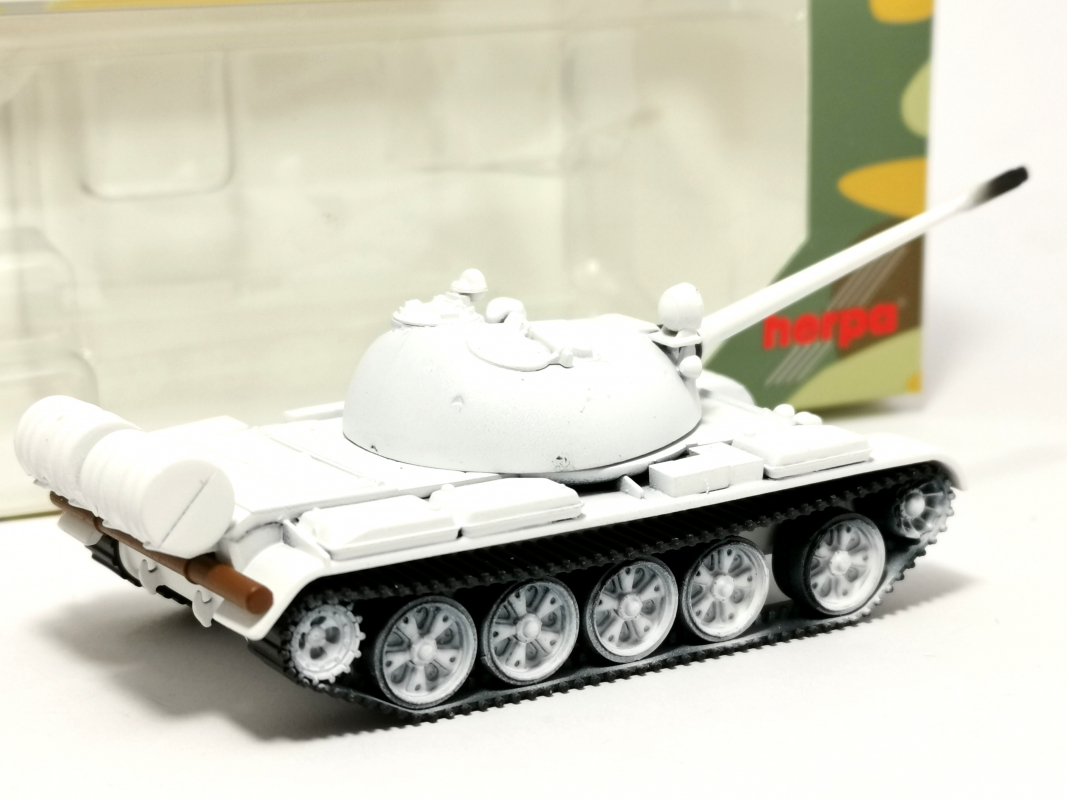 746311 Kampfpanzer T-55 "„Wintertarnung Sibirien 1960-1965" Herpa