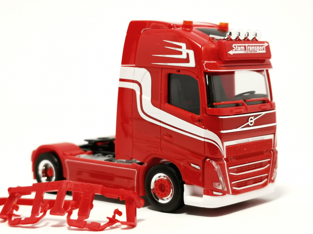 Volvo FH Gl. XL 2020 Zugmaschine „Stam Transport“ (NL) Herpa