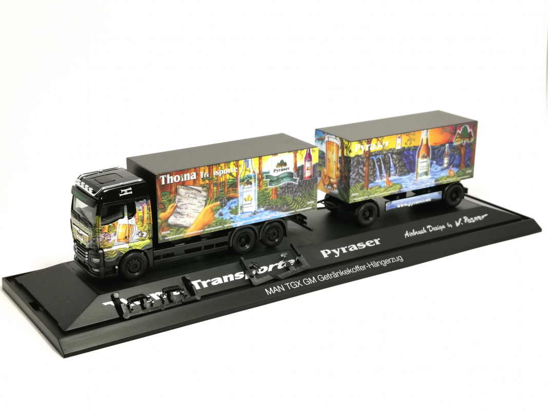 122207 MAN TGX GM Getränkekoffer-Hängerzug „Pyraser II / Thoma Transporte“ Herpa/SALE
