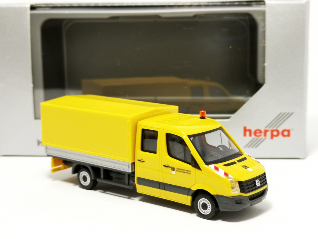 950459 VW Crafter DoKa mit Plane "Leonhard Weiss" Herpa