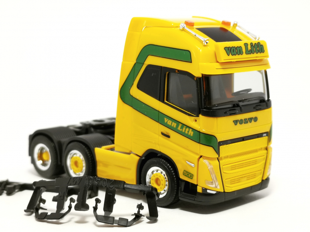 Volvo FH Gl. XL 2020 6x2 Zugmaschine „Van Lith“ Herpa