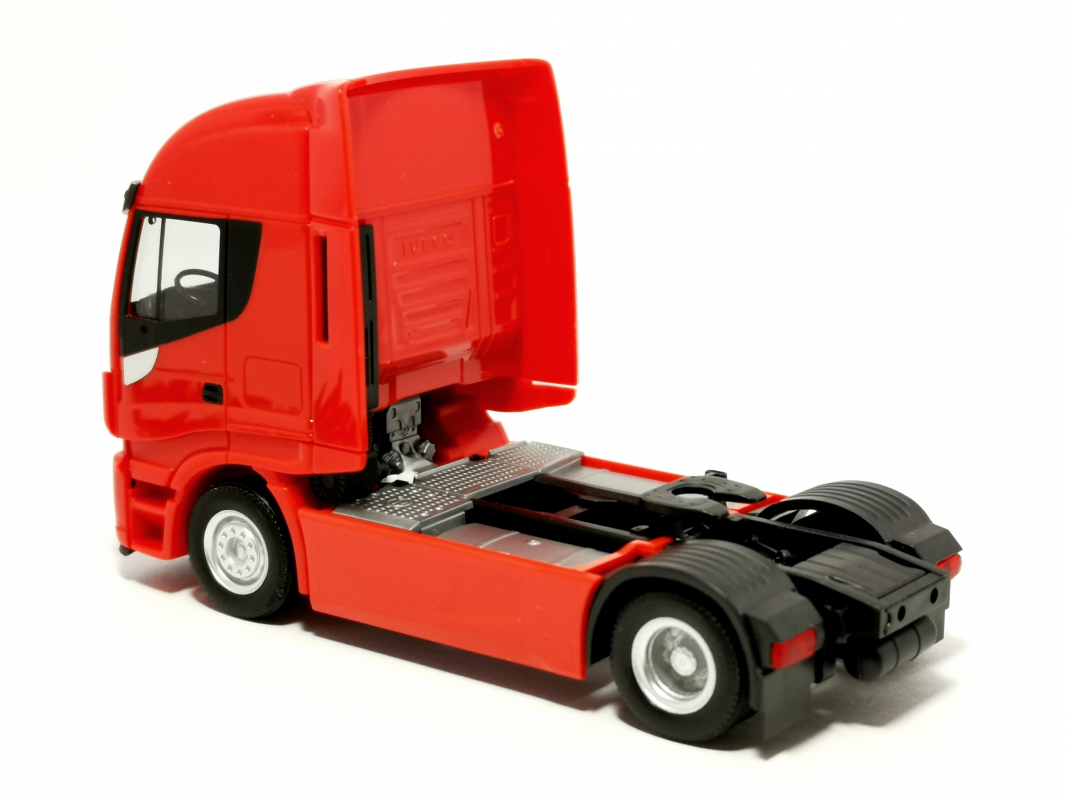 Preview: 309141-002 Iveco Stralis XP Zugmaschine, hellrot Herpa