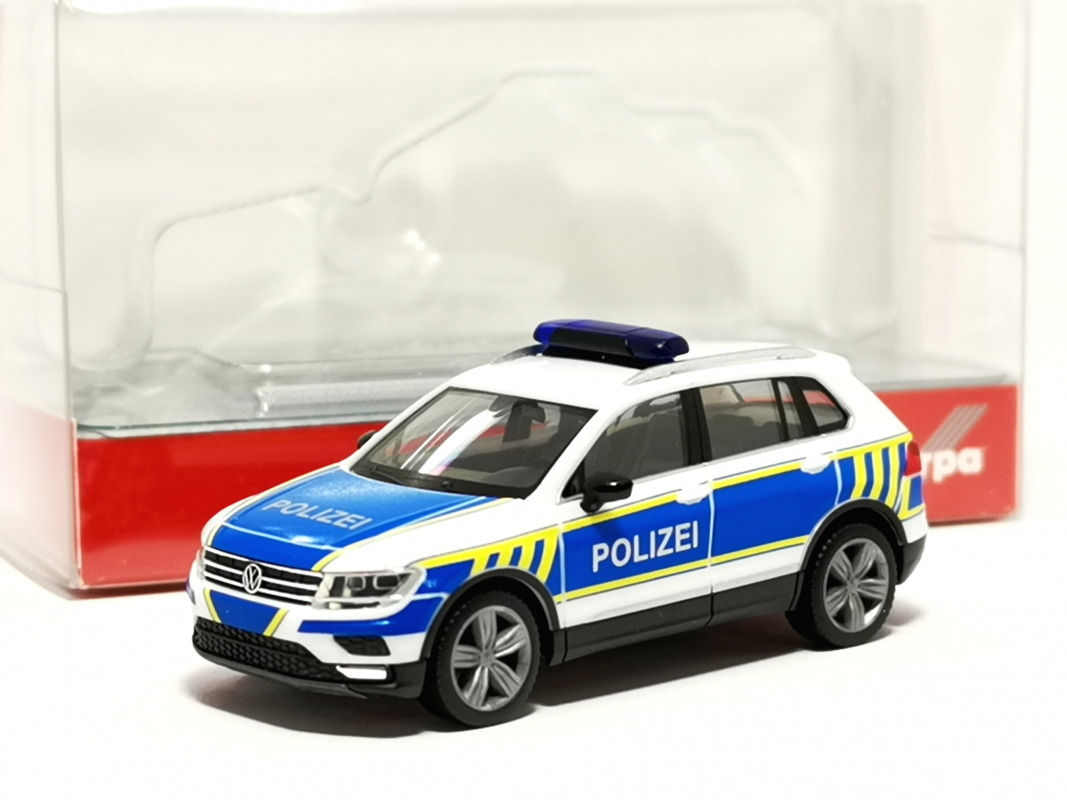 096973 VW Tiguan „Polizei Sachsen-Anhalt“	Herpa