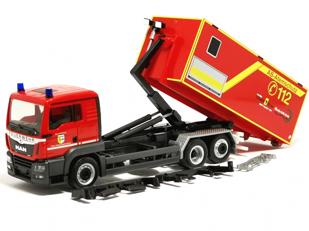 097260 MAN TGS Wechsellader-LKW „Feuerwehr Frechen“ Herpa/SALE