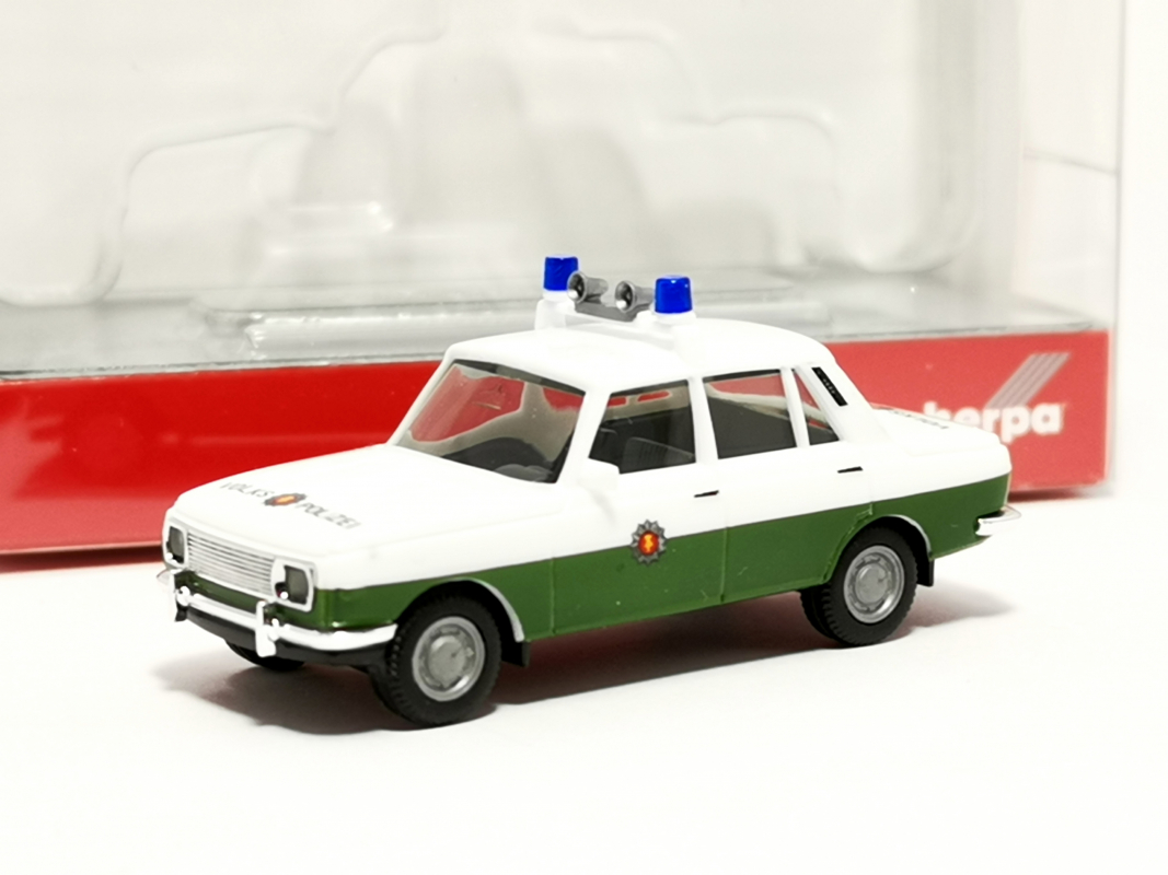 096980 Wartburg 353 `66 „Volkspolizei“	Herpa