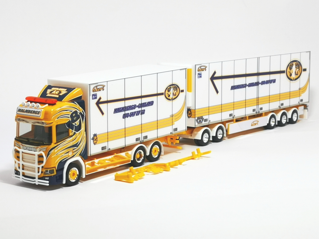315807 Scania CR 20 HD Schwedencombi „Malmbergs Akeri“ (Schweden/Visby) Herpa
