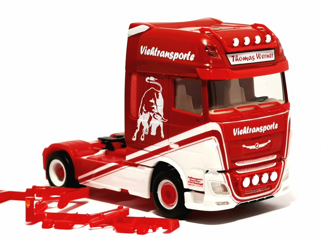 DAF XF SSC Zugmaschine „Thomas Werner“ Herpa