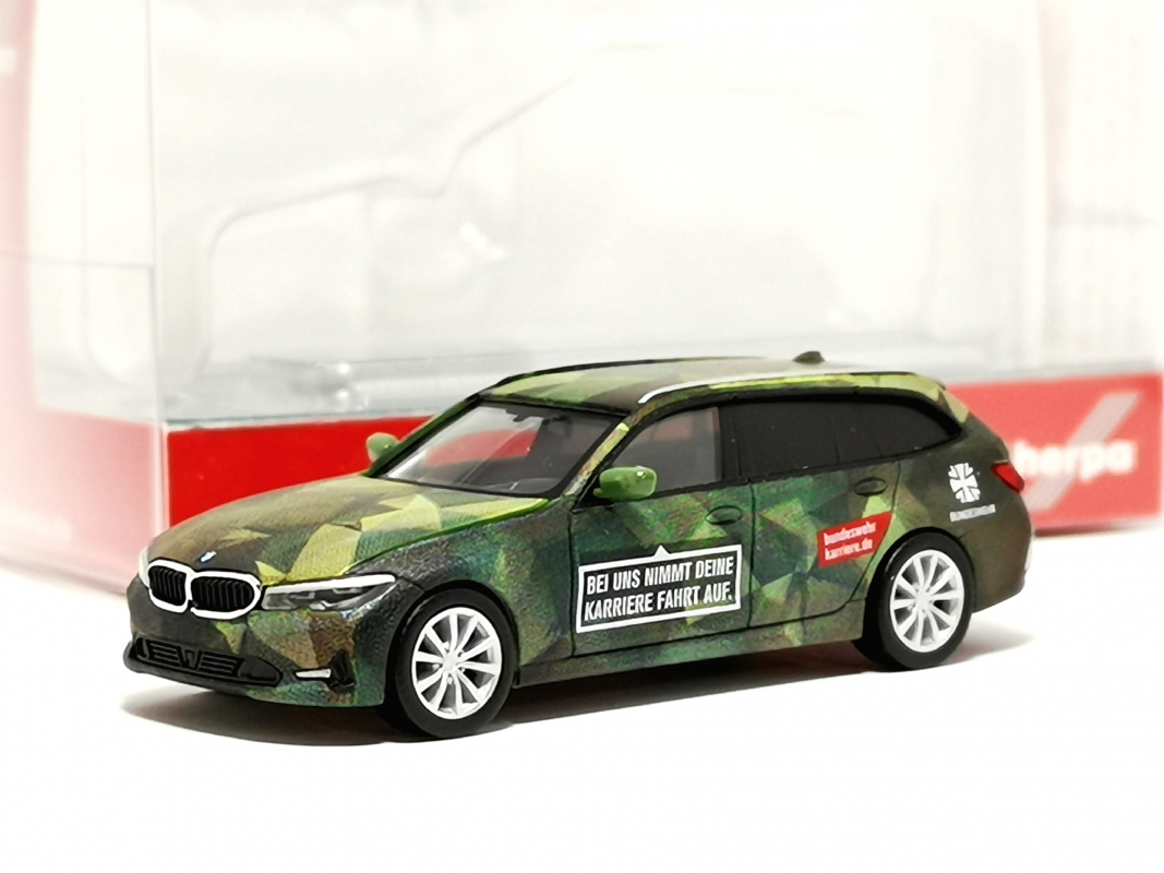 746878 BMW 3er Touring „Bundeswehr Personal“** Herpa