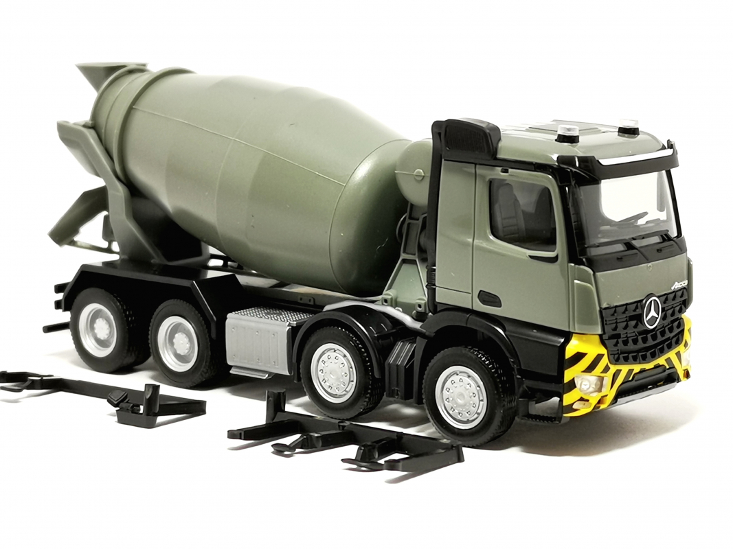 316187 Mercedes-Benz Arocs M Betonmischer grau/gelb Herpa