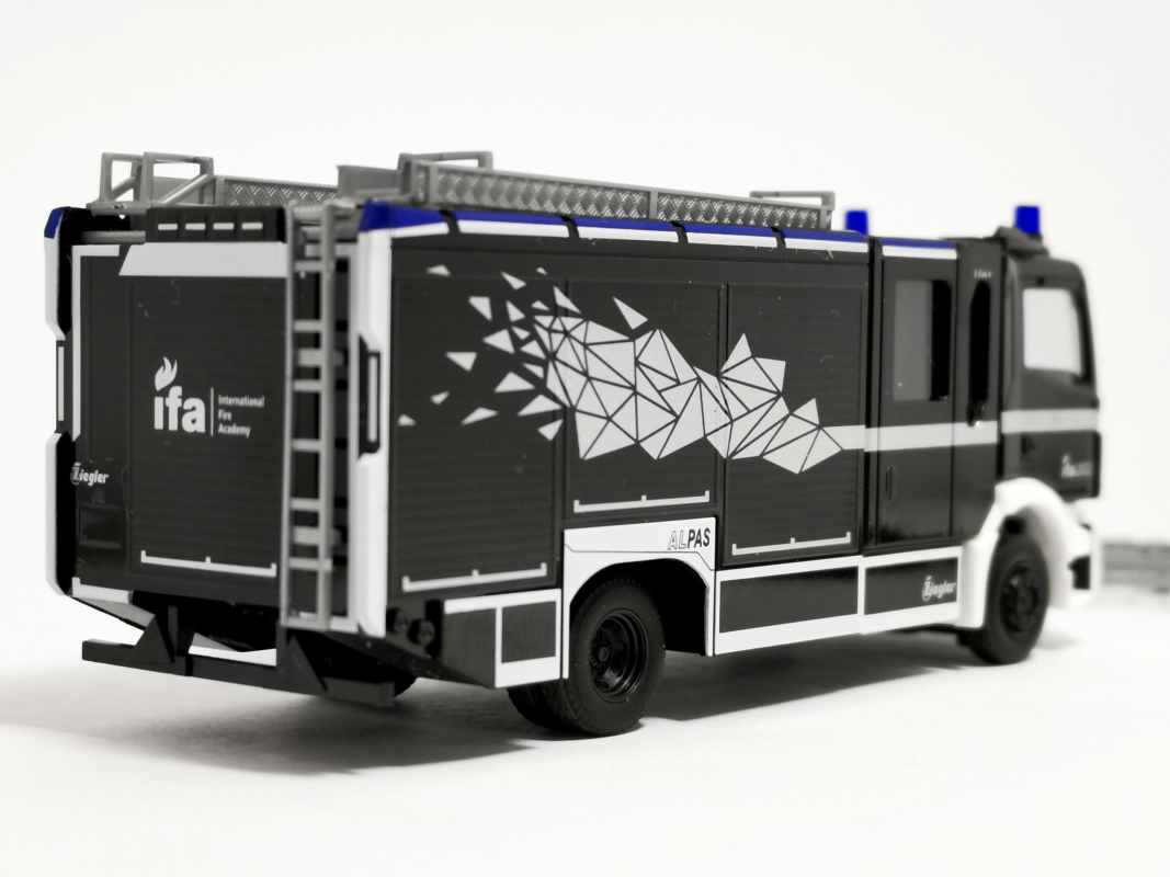 096997 MAN TGM CC Ziegler Z-Cab „Feuerwehr-Ausbildungszentrum Schweiz“ Herpa