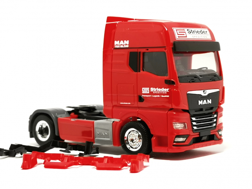 MAN TGX GX Zugmaschine "Strieder Spedition" Herpa