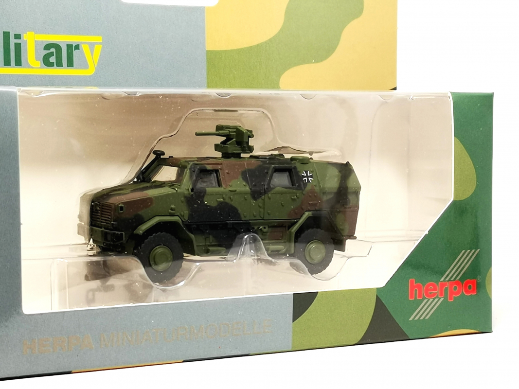 746380 ATF Dingo mit FLW 200, dekoriert Herpa