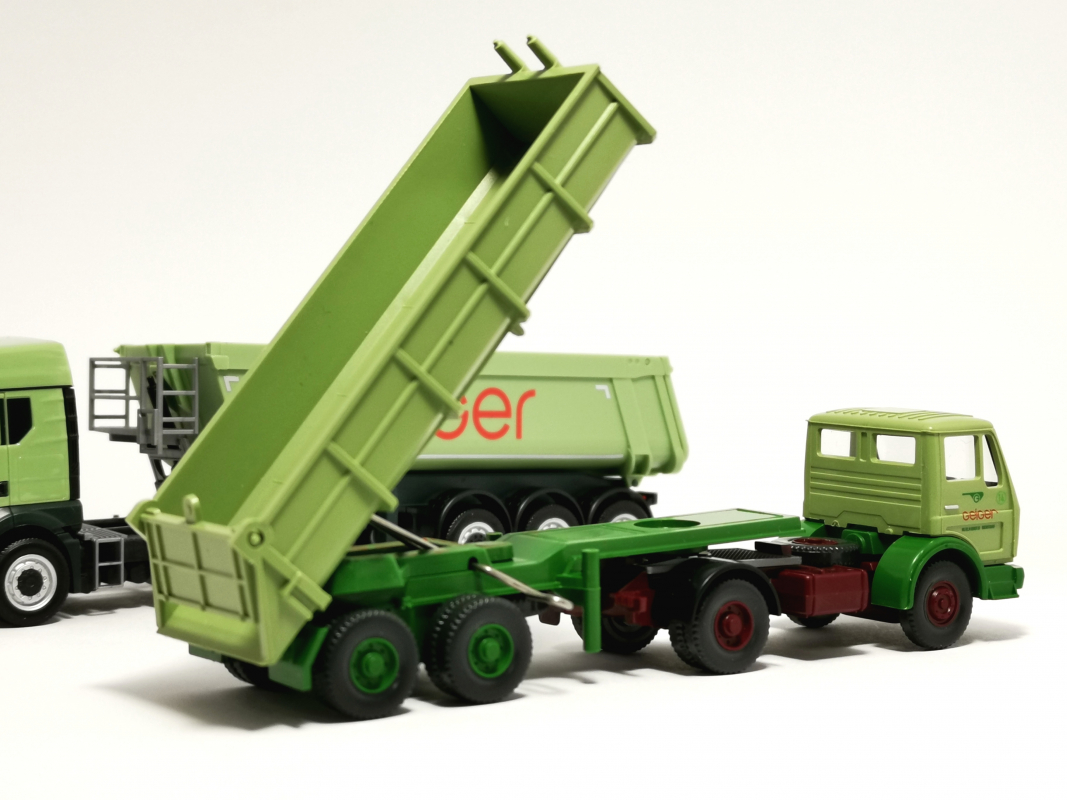 316699 Set / MAN TGS TM Rundmulde u. Mb Baukipper (Wiking) "100 Jahre Geiger" Herpa