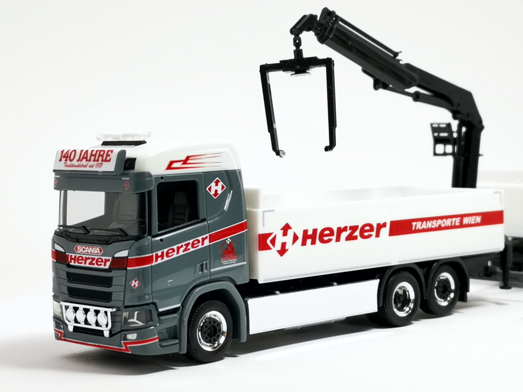 316842 Scania CR 20 ND Baustoff-Hängerzug "Herzer" (A) Herpa