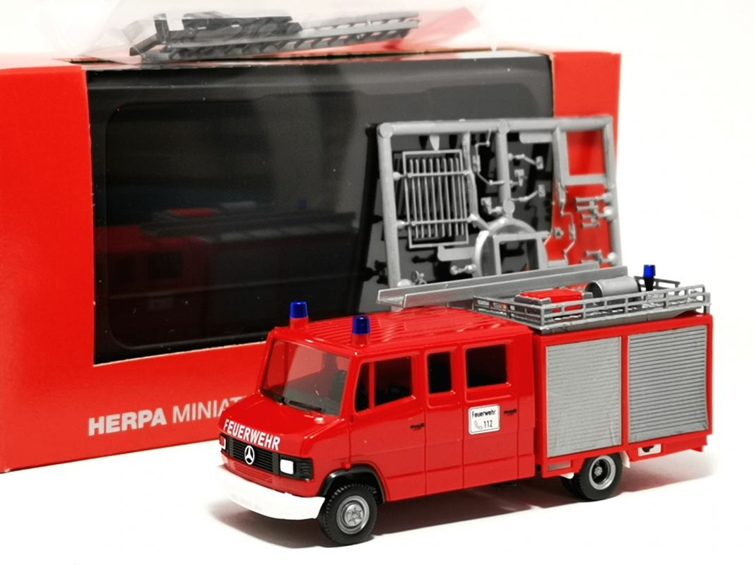 097642 Mercedes-Benz T2 LF 8/6 "Feuerwehr" Herpa