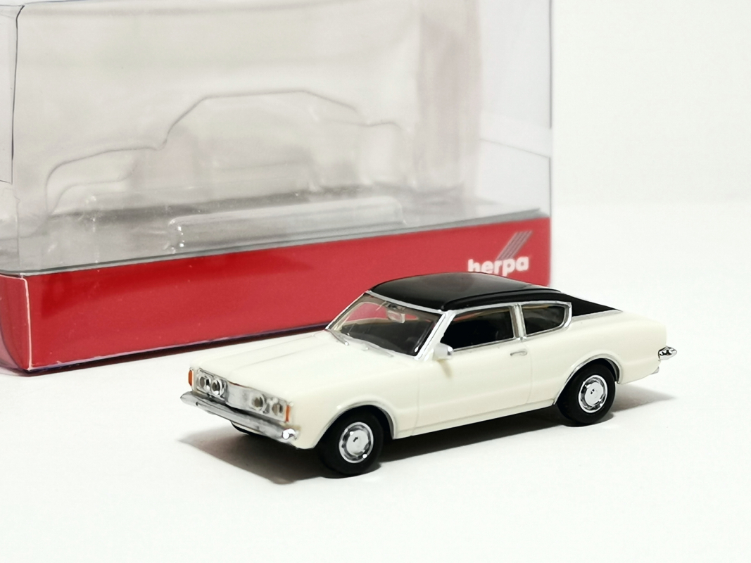 023399-003 Ford Taunus Coupé, weiß Herpa