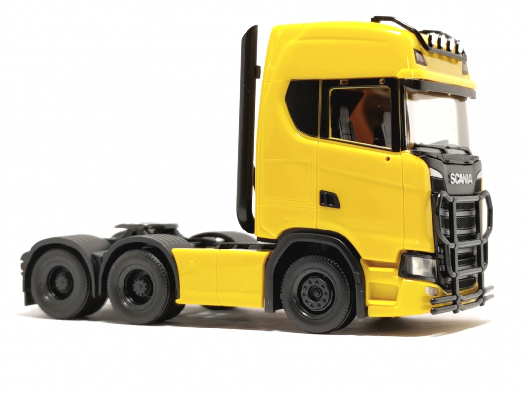 Preview: 314053-003 Scania CS20 HD Solozugmaschine 3achs, gelb Herpa