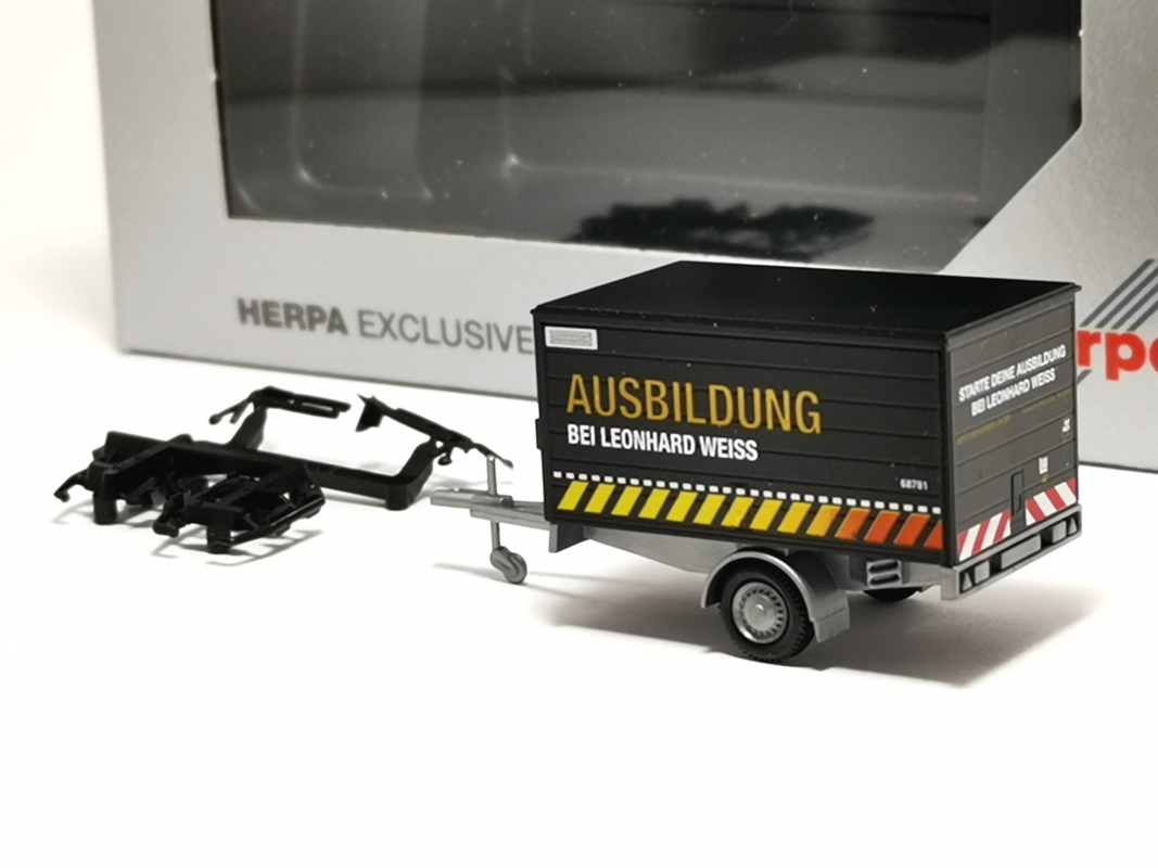 952392 Pkw Anhänger "Leonhard Weiss" Herpa