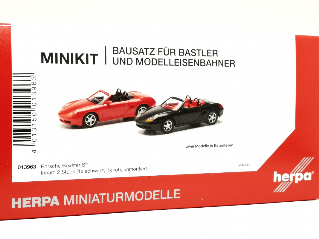 013963 MiniKit Porsche Boxster S, schwarz - rot  Herpa