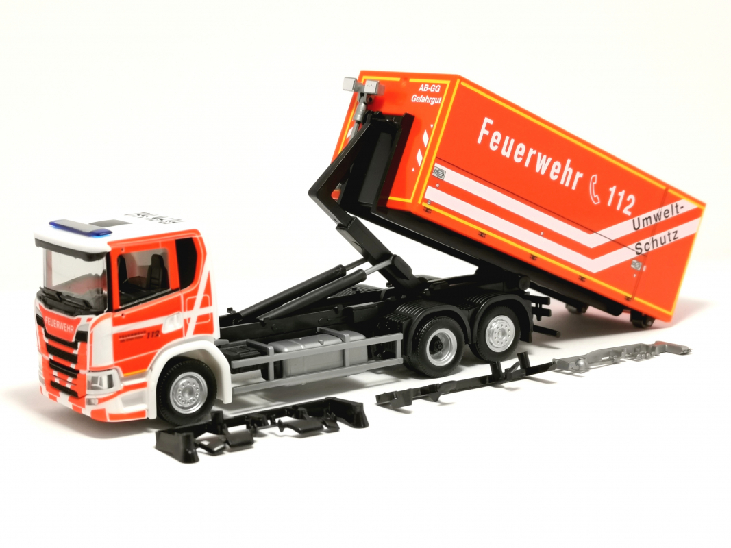 097871 Scania CG17 Wechsellader-LKW "Feuerwehr Fulda" Herpa - SALE