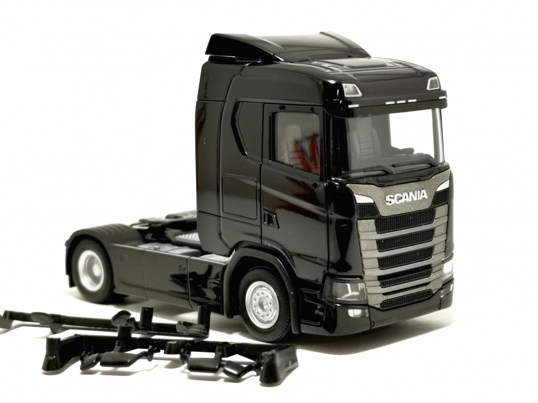310192-002 Scania CS 20 ND Zugmaschine, schwarz Herpa