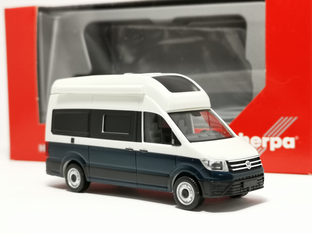 096294-002 VW Crafter Grand California, candywhite / deep ocean blue Herpa