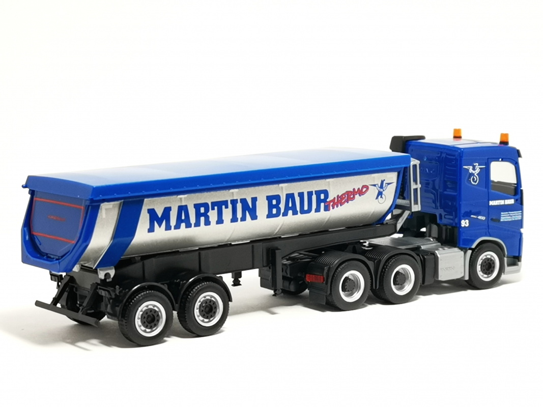 317979 Volvo FH FD Thermomulden-Sattelzug Martin Baur" Herpa