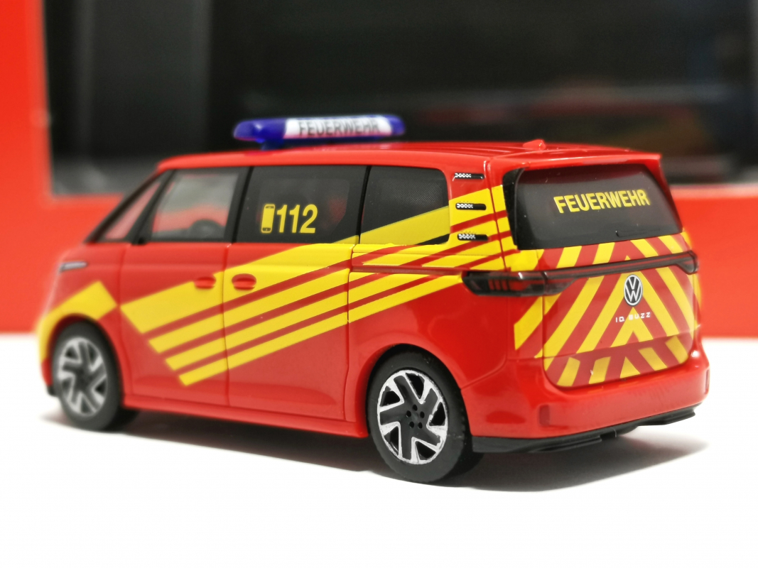 097970 Volkswagen (VW) ID. Buzz, Einsatzleitwagen "Feuerwehr" Herpa