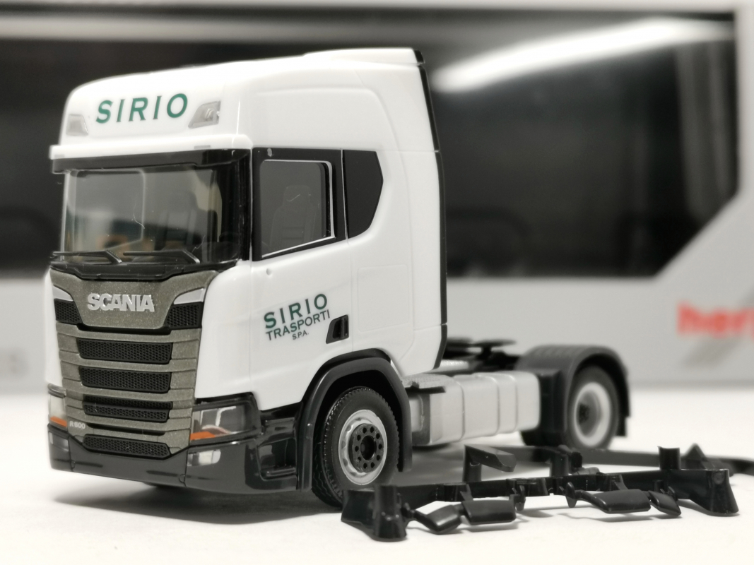 Scania CR 20 Zugmaschine "SIRIO" Herpa