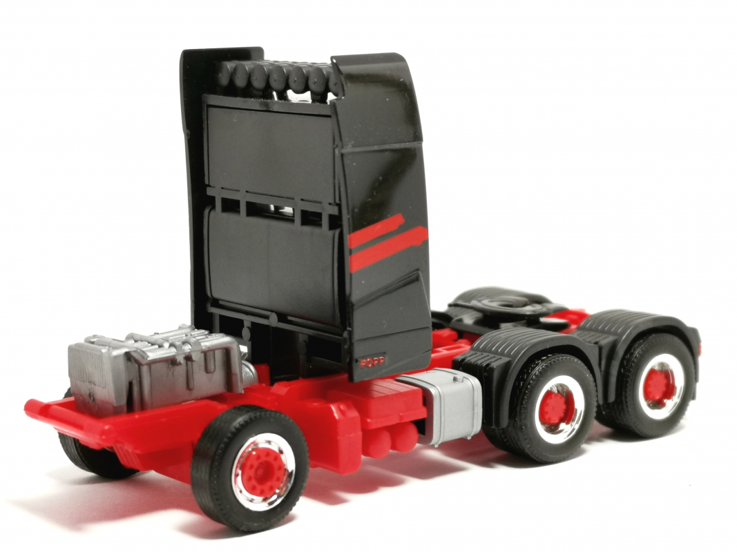 Fahrgestell 3a mit Schwerlastturm für Volvo, schwarz/rot Herpa