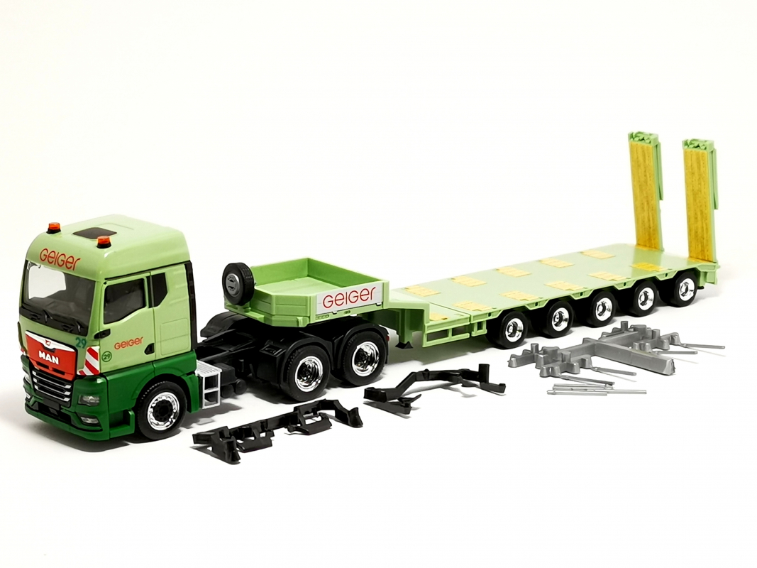 958585 MAN TGX GX Tieflade Sattelzug "Geiger" Herpa